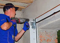 Trust Garage Door Decatur, GA 404-857-1549 - repair-side